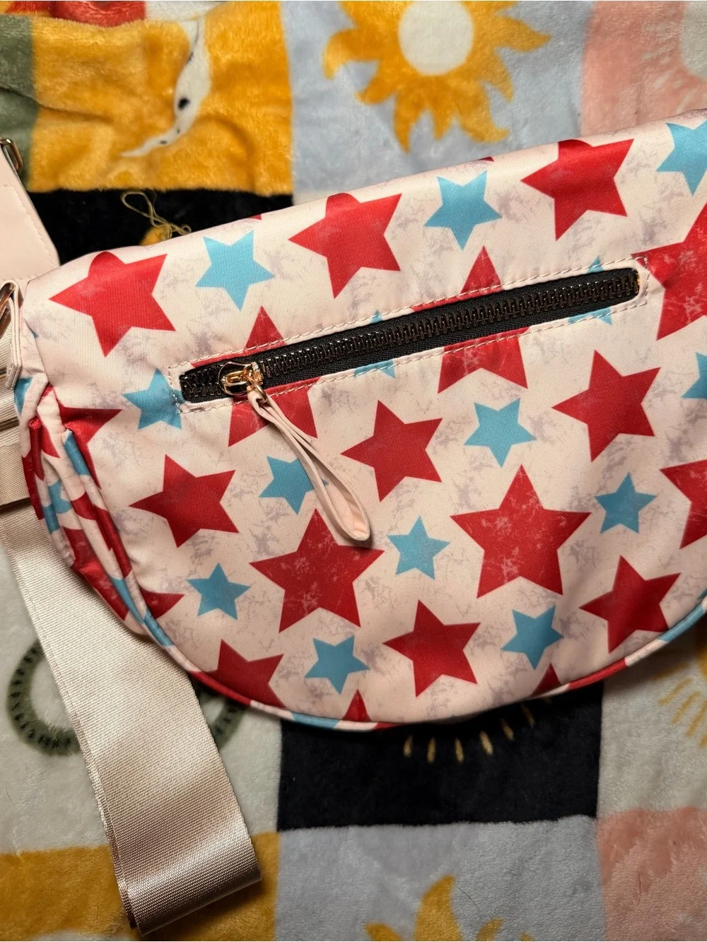 Star-Print Crossbody Belt Bag Bumbag - Beige, Red & Blue